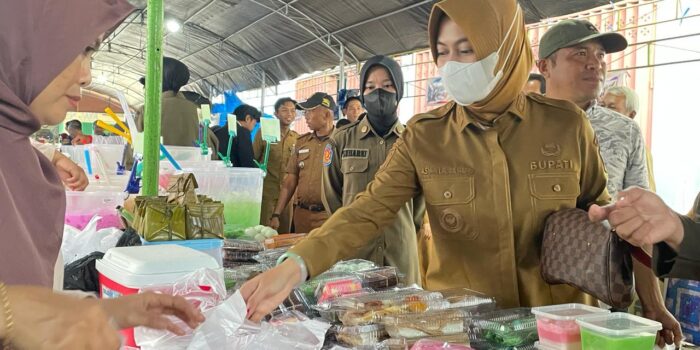 Bupati Nunukan Ajak Jajarannya Belanja Menu Berbuka Puasa di Pasar Ramadan: Dukung UMKM