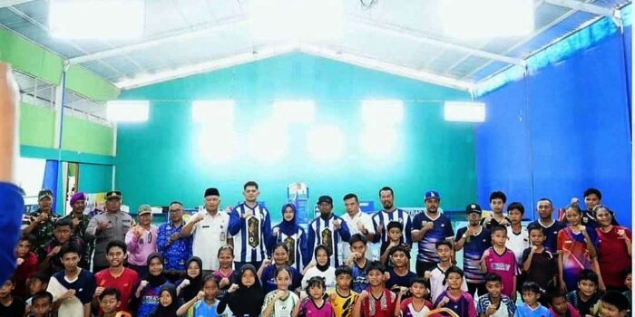 Bupati Nunukan Buka Kejuaraan Bulu Tangkis di Pulau Sebatik, Asmin Laura: Bina Generasi Muda