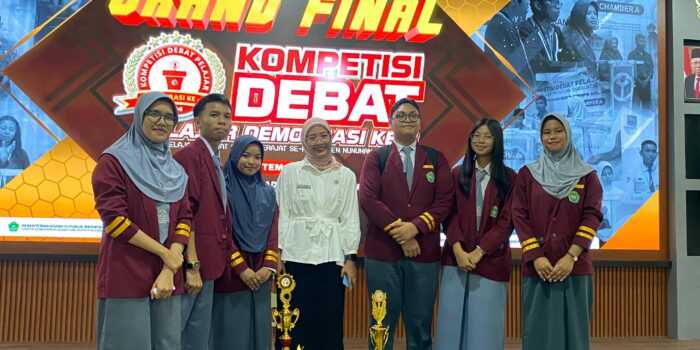 Dua Tim SMAN 1 Nunukan Juara Lomba Debat Demokrasi Pelajar