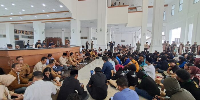 Mahasiswa Desak 14 Tuntutan Daerah, Wabup Nunukan: Kami Akan Kaji dan Evaluasi