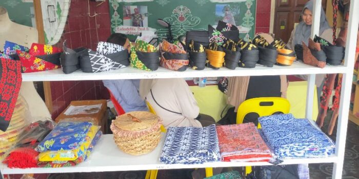 Batik Perbatasan Menembus Dunia Kisah Fatimah dan Lulantatibu dari Nunukan ke Panggung Internasional