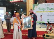 Serahkan Donasi, Wakil Ketua DPRD Nunukan Arpiah Sebut Pendidikan dan Kepedulian Harus Jalan Beriringan