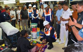 Bupati Irwan Sabri Sidak Arus Mudik, 1.600 Penumpang Naik dari  Pelabuhan Tunon Taka Nunukan