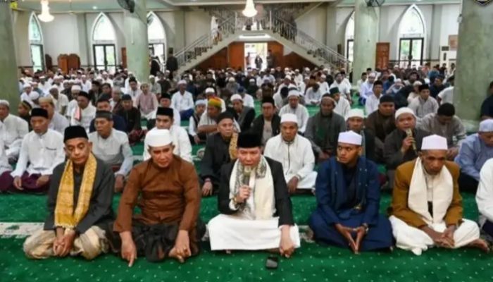 Ketua DPRD Kaltara Sholat Idulfitri Bersama Warga di Kampung Arab, Perkuat Kedekatan dengan Masyarakat