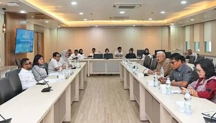 DPRD Kaltara Dorong Bus Sekolah dan Rehabilitasi Sekolah Perbatasan