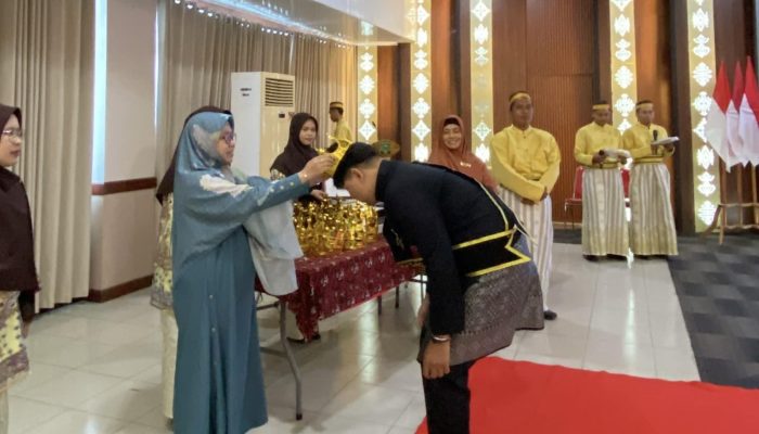 Apresiasi Arpiah Warnai Wisuda Tahfizh SMAIT Ibnu Sina Boarding School Nunukan