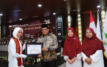 Hadiri Wisuda Tahfidz SDIT Ibnu Sina, Muhammad Nasir Apresiasi Peran Guru dan Orang Tua