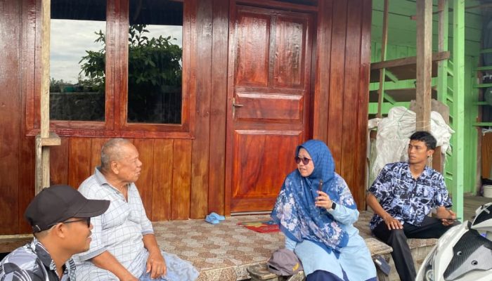 Usulan Sudah Disetujui Tapi Batal Karena Anggaran Terpangkas, Arpiah Datangi Warga Yamaker