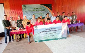 Perkuat Pencegahan Karhutla, PT Lestari Alam Bakau Dorong Warga Kalunsayan Bentuk Masyarakat Peduli Api
