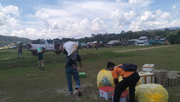 Bantuan untuk 460 KK Terdampak di Krayan Selatan Didatangkan Lewat Udara