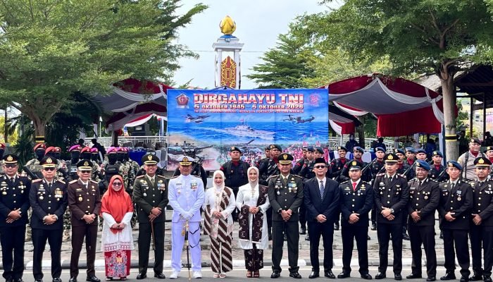 Hadiri HUT ke-81 TNI, Arpiah Apresiasi Pengabdian TNI di Perbatasan Dinilai Sangat Strategis
