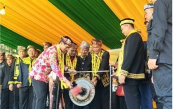 Bupati Irwan Sabri Buka Iraw Tidung, Dorong Budaya Leluhur Tetap Lestari
