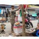 Satpol PP Nunukan Tertibkan PKL di Luar Pasar Liem Hie Djung